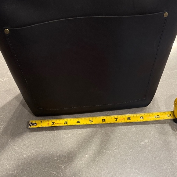 Portland Leather Black Tote Bag - Picture 4 of 10